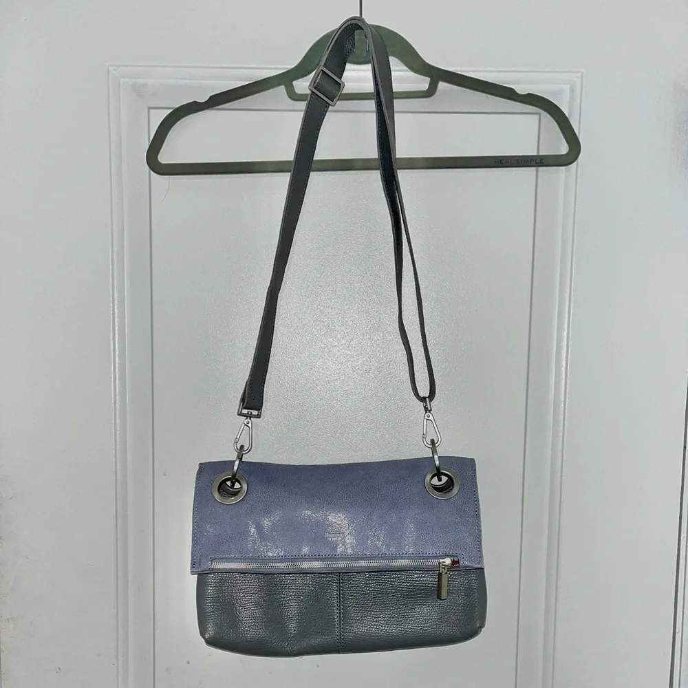 EUC Hammit VIP Meduim Montana reversible crossbody in Stingray Blue/Steel Grey - Picture 6 of 17